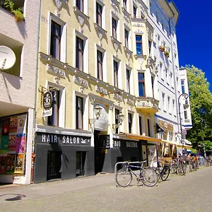 36 Kreuzberg Albergue